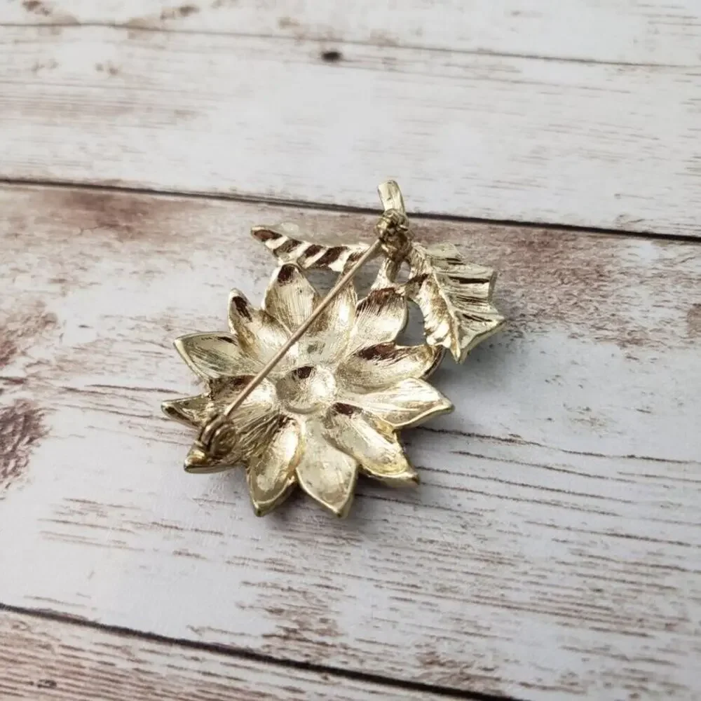 Vintage Brooch / Pin - Large Flower Statement